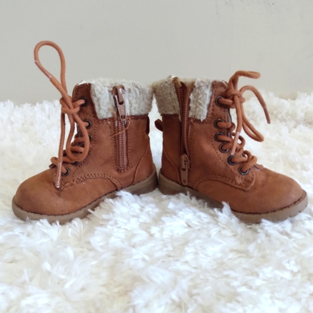 Koala kids unisex size 4 zip up brown boots